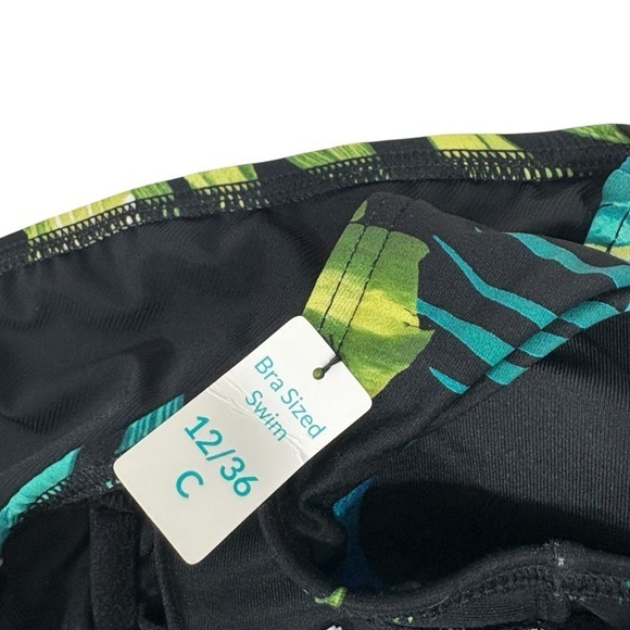 Coco Reef $146 Women's Contours Solitaire V-Neck One Piece Swimsuit‎ 12 36C - Picture 9 of 12